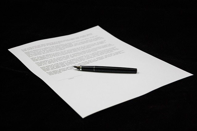 Things All Musicians Should Know Before Signing A Record Deal